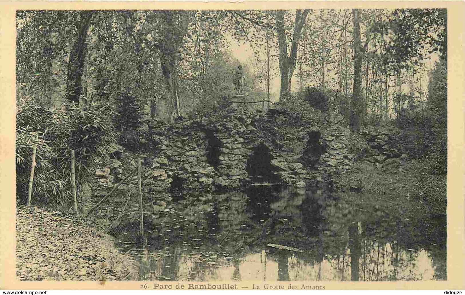 78 - Rambouillet - Le Parc - La Grotte Des Amants - CPA - Etat Carte Provenant D'un Carnet - Voir Scans Recto-Verso - Rambouillet