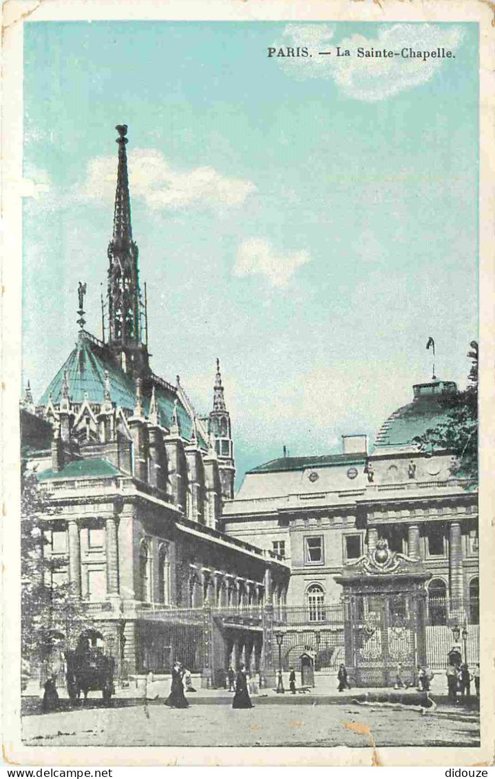 75 - Paris - La Sainte Chapelle - Animée - CPA - Oblitération Ronde De 1914 - Etat Arrachée Sur 5 Mm Sur Le Bas - Voir S - Eglises