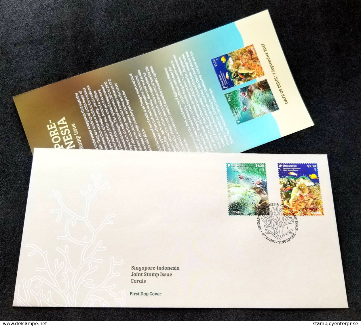 Singapore Indonesia Joint Issue Coral 2017 Fish Reef Marine Life Corals Underwater (stamp FDC) - Singapour (1959-...)