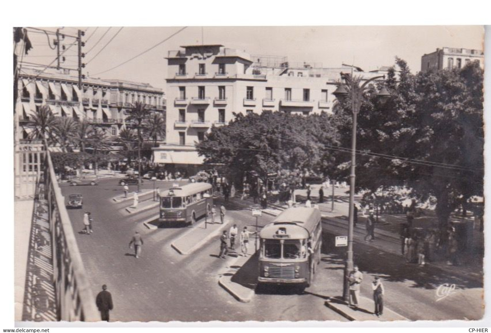 ALGERIE - ORAN - PLACE FOCH - GARE ROUTIERE - BUS AUTOCAR - Oran