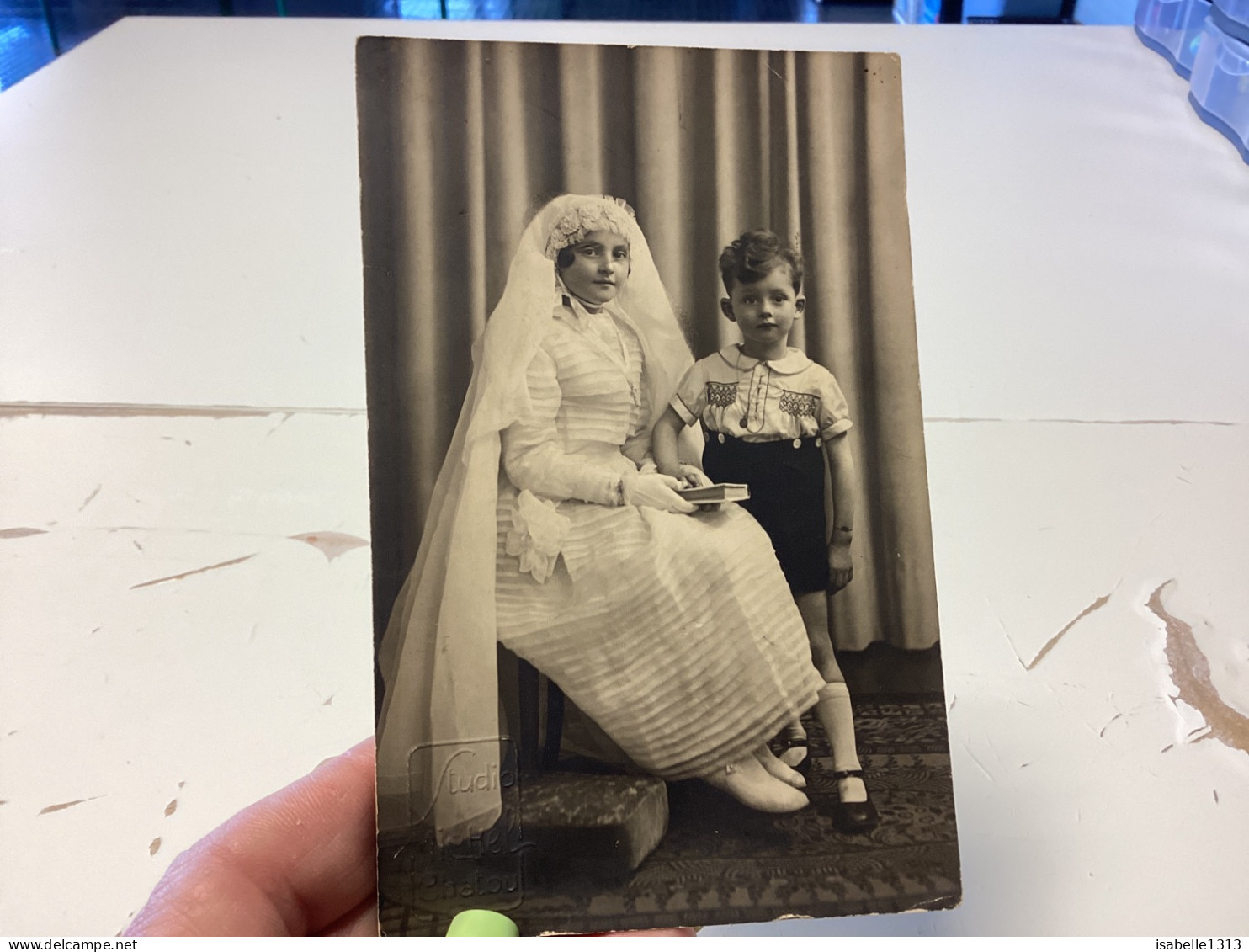 Photo Snapshot 1930 Portrait D’enfant, Garçon Fille Fille En Communion.  Belle Robe De Communion Chatou Beau Garçon. - Anonymous Persons