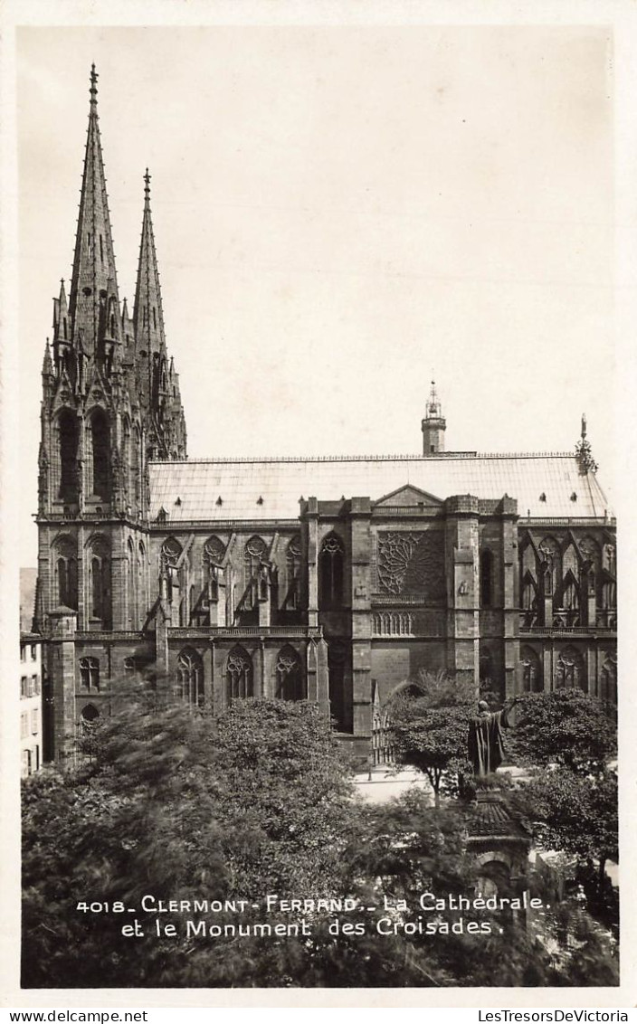 FRANCE - Clermont Ferrand - La Cathédrale Et Le Monument Des Croisades - Carte Postale Ancienne - Clermont Ferrand