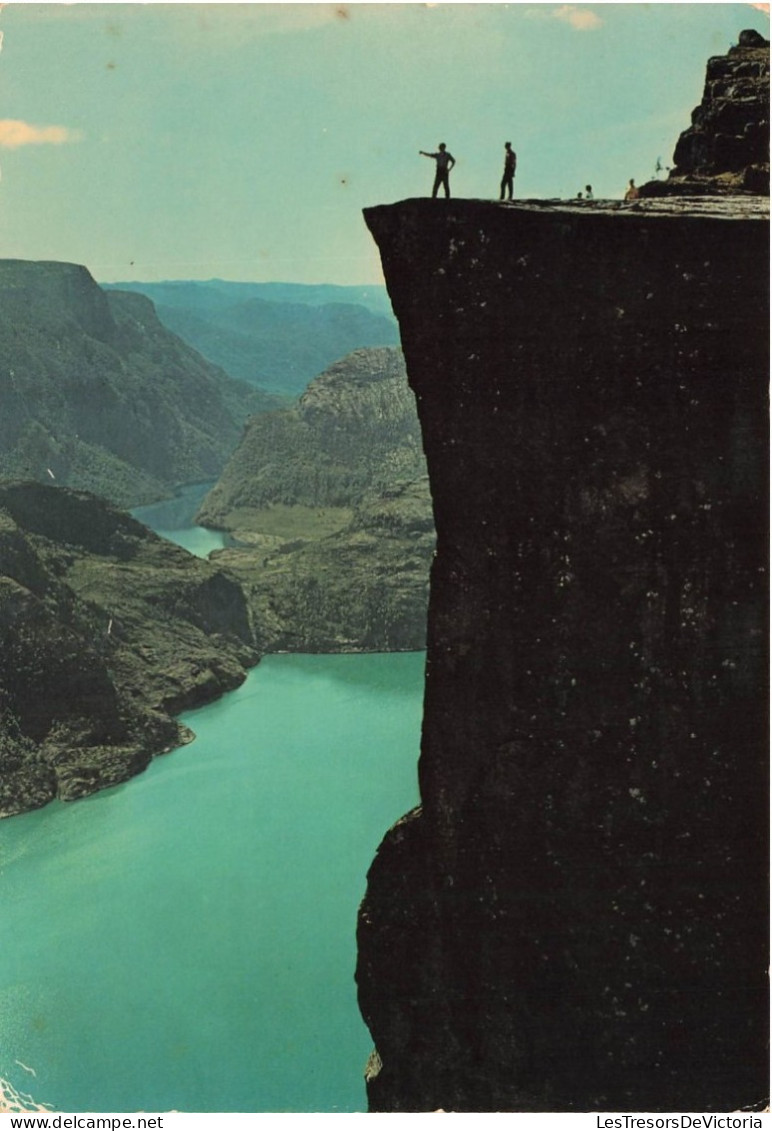 NORVEGE - Lysefjorden - Den Kjente Trujstattraksjon - Prekestolen - 597 M O H - Norway - Carte Postale Ancienne - Norwegen