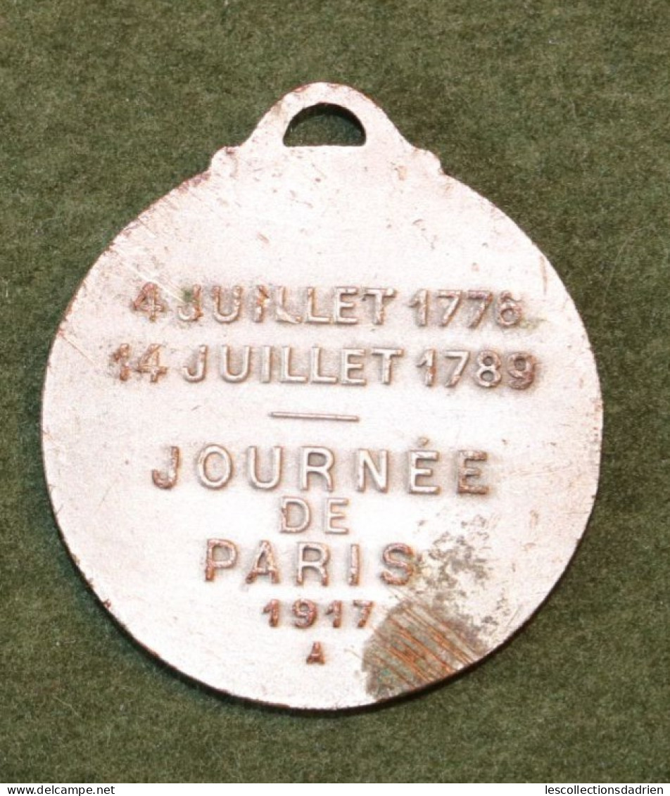 Médaille Française Journée De Paris 1917 - Guerre 14-18 - French Medal WWI Médaillette Journée  Lavrillier - Frankrijk