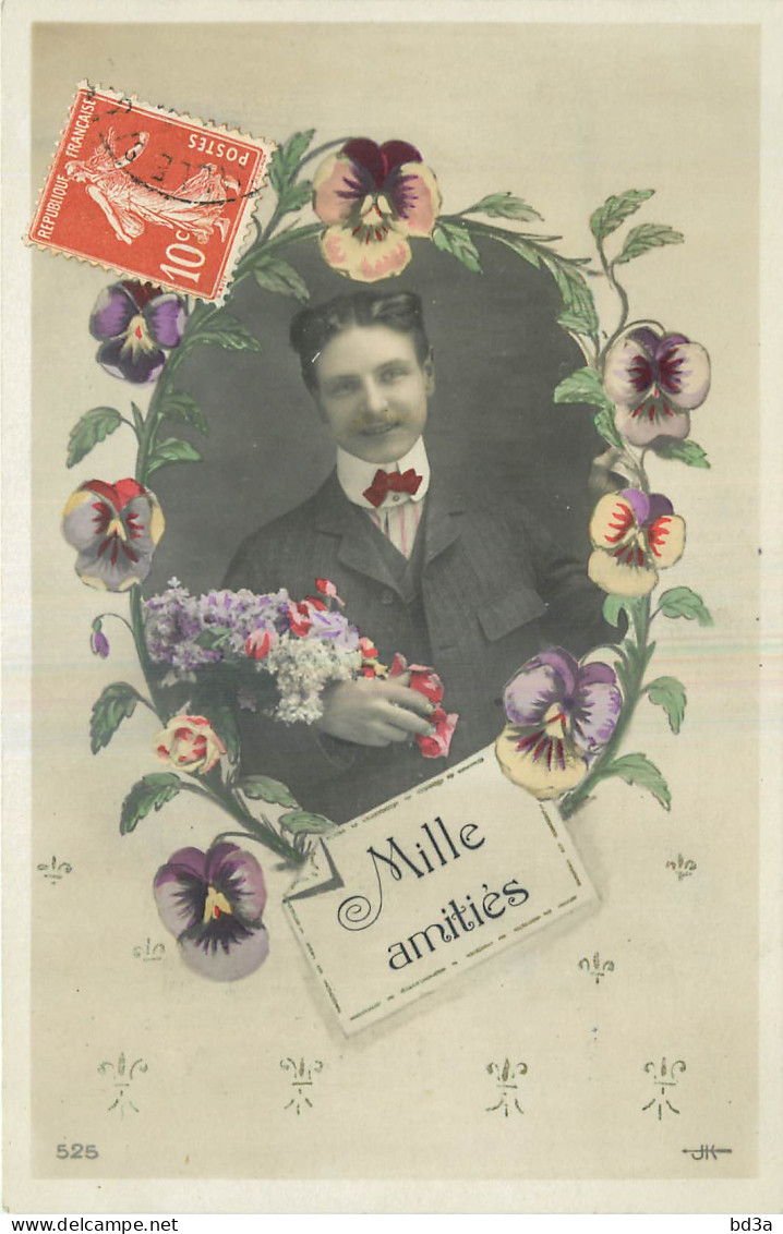 FANTAISIE - HOMME - MAN - DANS MEDAILLON ENTOURE DE PENSEES - BOUQUET DE FLEURS - MILLE AMITIES - JK - Men