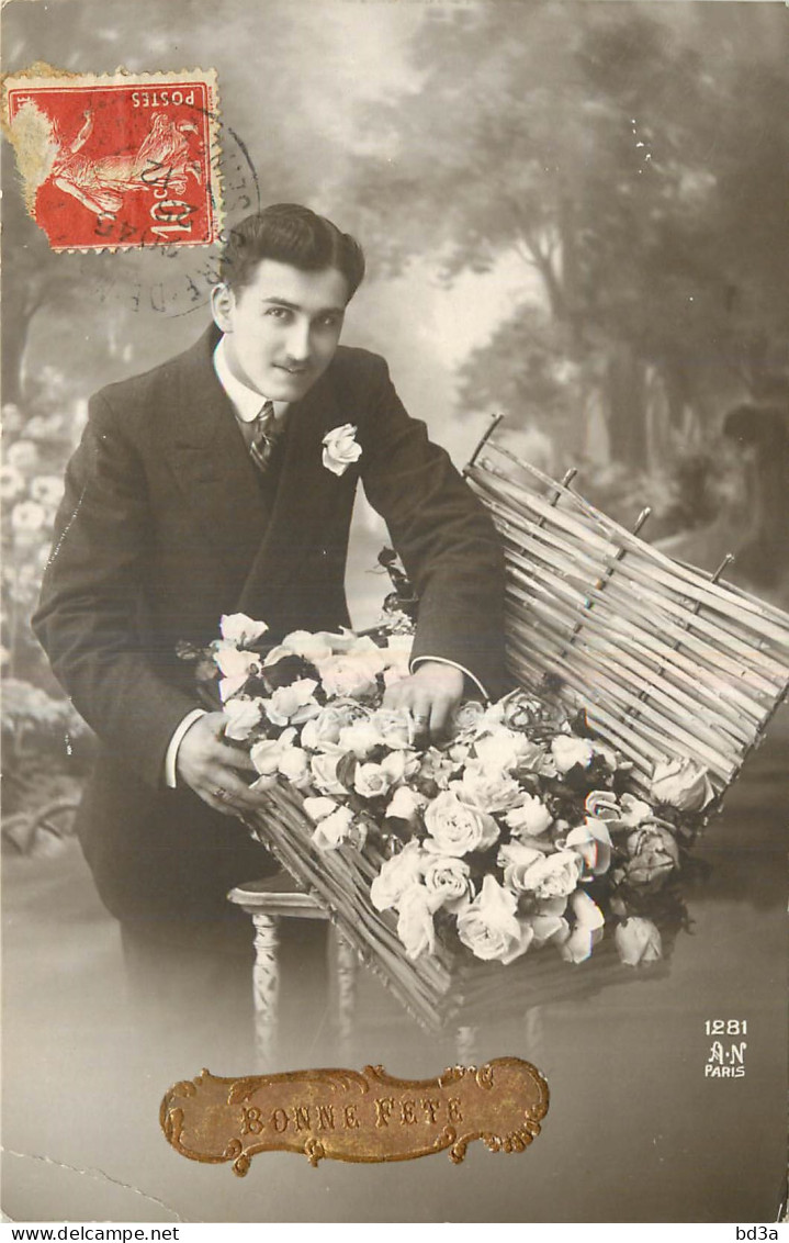 FANTAISIE - HOMME - MAN - ROSES DANS UN PANIER - BONNE FETE - A.N. Paris - Männer