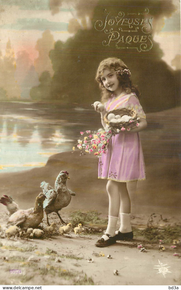 CPA ENFANT- FILLETTE AVEC SES POULES - LITTLE GIRL - BEAU PORTRAIT    - Altri & Non Classificati