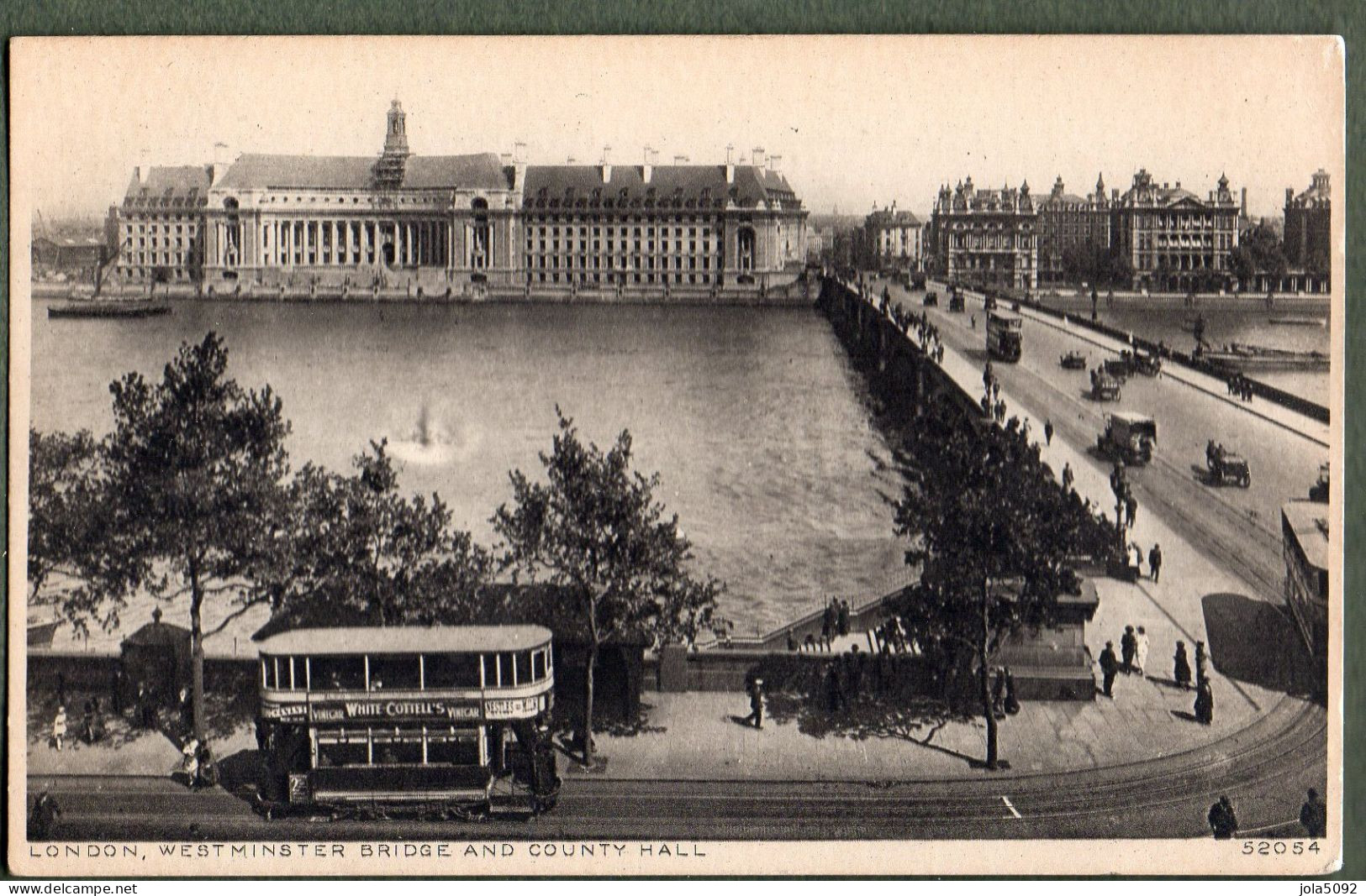 ROYAUME UNI - LONDON / LONDRES - Westminster Bridge And County Hall - River Thames