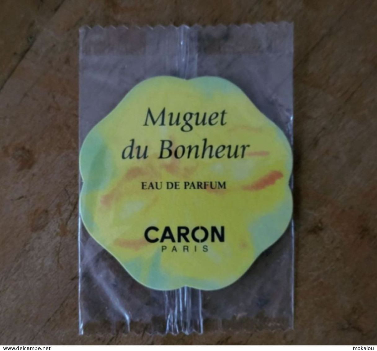 Carte Caron Muguet Du Bonheur S/cello - Modernes (à Partir De 1961)