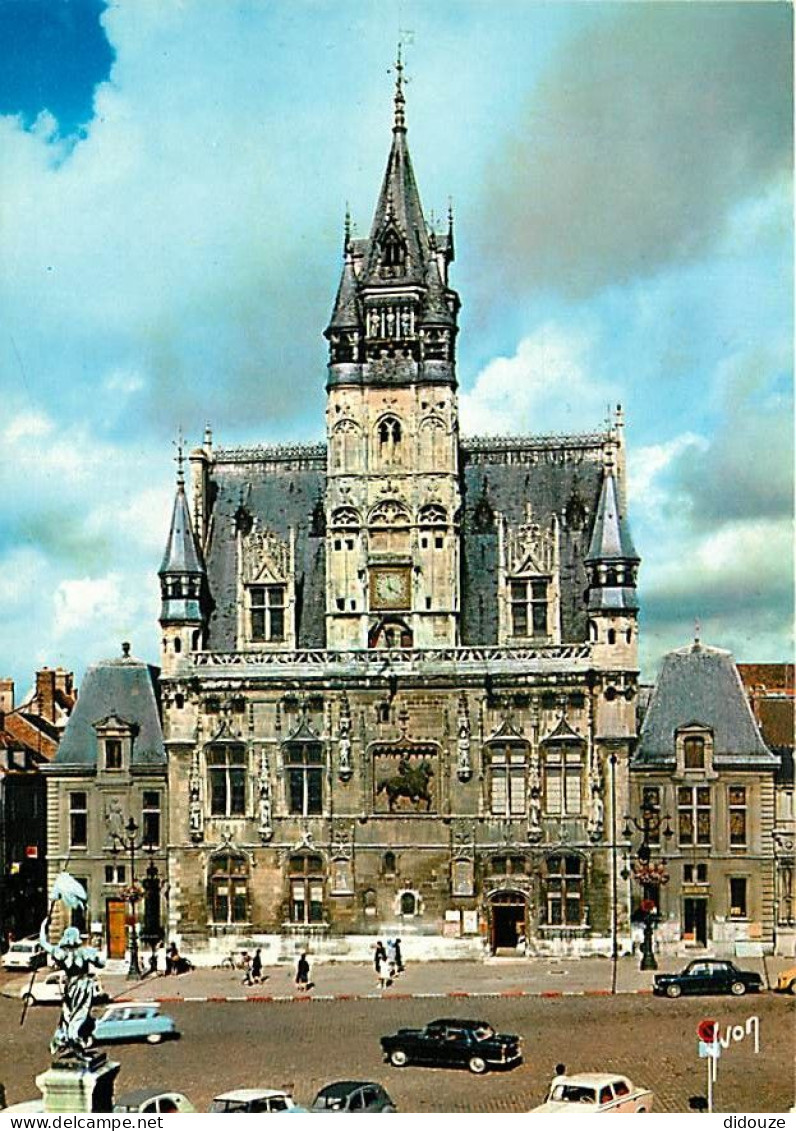 Automobiles - Compiègne - L'Hôtel De Ville Et La Statue De Jeanne D'Arc - Carte Neuve - CPM - Voir Scans Recto-Verso - Voitures De Tourisme