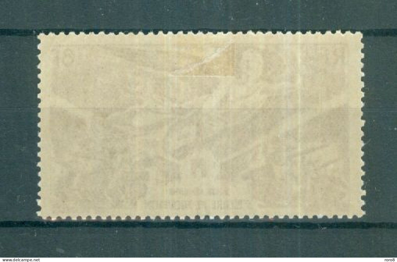SAINT-PIERRE ET MIQUELON - P.A. N°11* MH Trace De Charnière SCAN DU VERSO. Anniversaire De La Victoire. - Unused Stamps