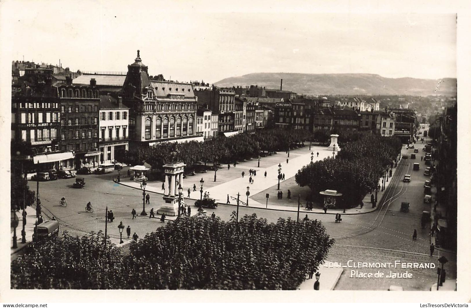 FRANCE - Clermont Ferrand - Place De Jaude - Carte Postale Ancienne - Clermont Ferrand