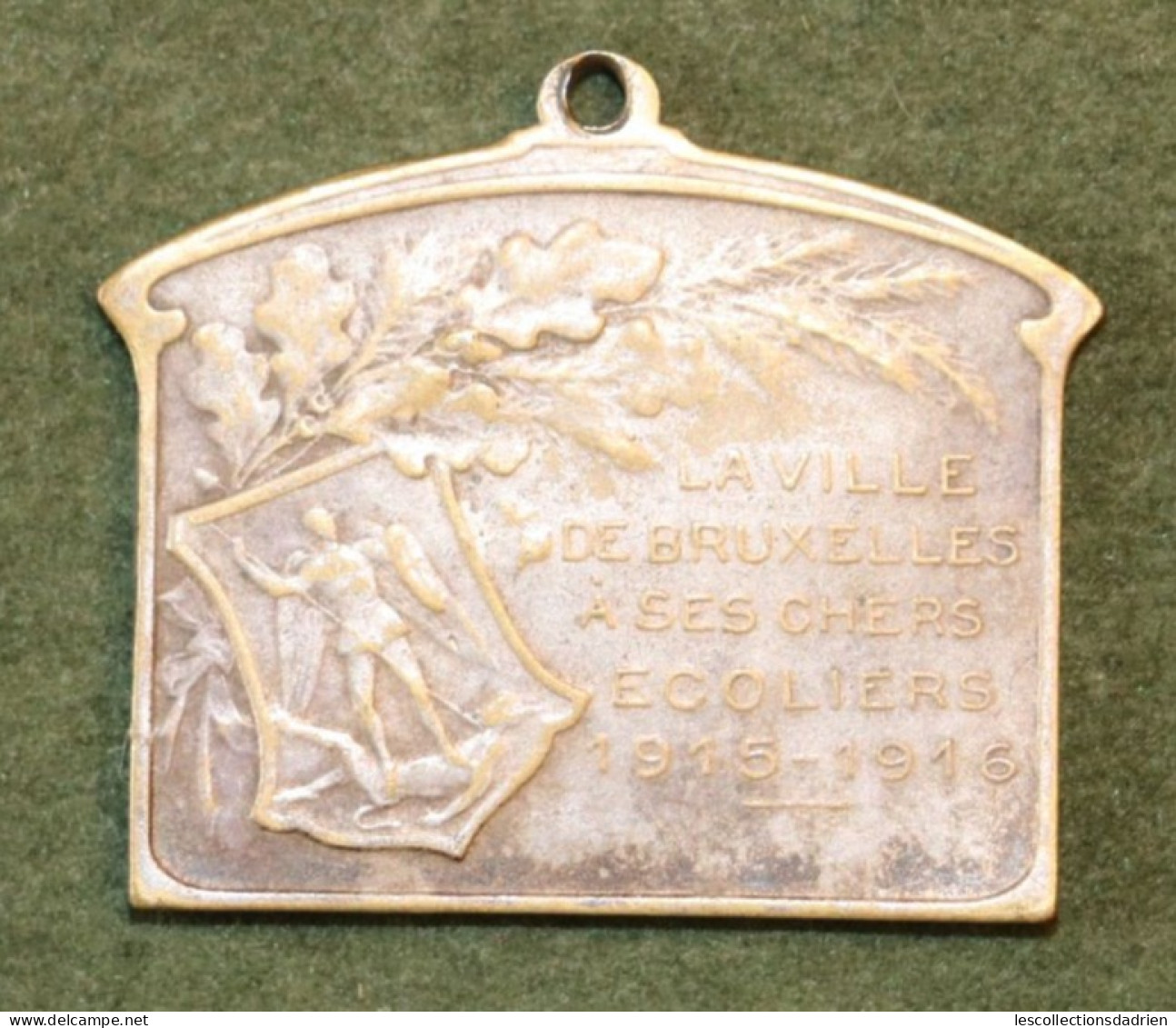 Médaille Belge Bruxelles à Ses écoliers 1915-1916 Guerre 14-18  - Belgian Medal WWI Médaillette Journée Devreese - Belgien