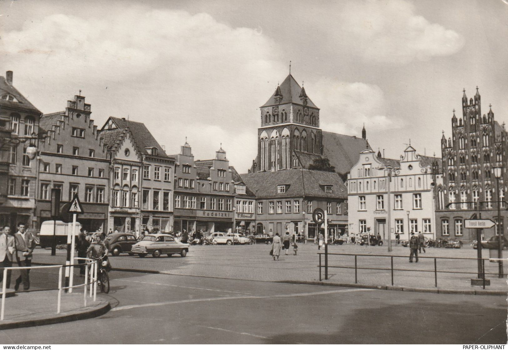 0-2200 GREIFSWALD, Platz Der Freundschaft, VW-Käfer, WARTBURG - Greifswald