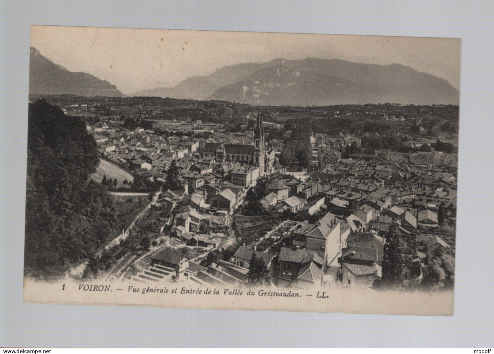 CPA - 38 - Voiron - Vue Générale Et Entrée De La Vallée Du Grésivaudan - Circulée - Voiron