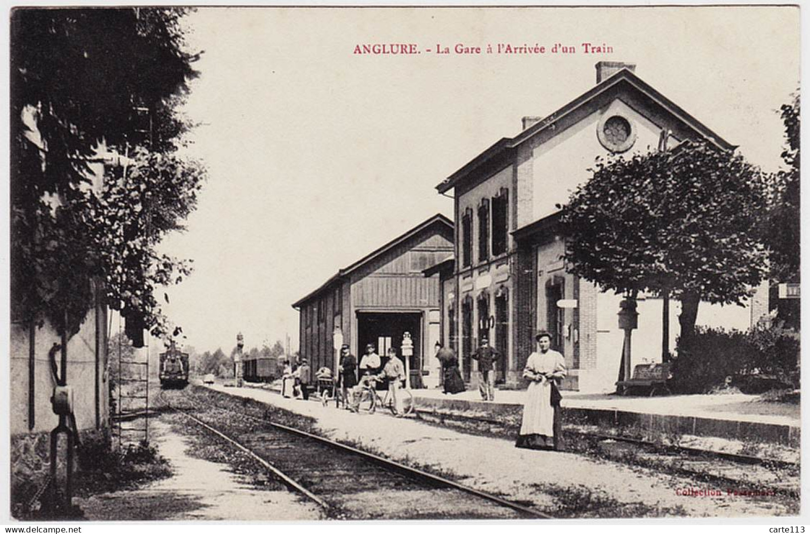 51 - T985CPA - ANGLURE - La Gare à L'arrivée D'un Train - Parfait état - MARNE - Anglure