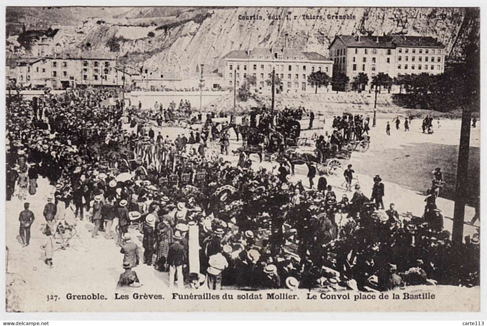 38 - T726CPA - GRENOBLE - 327 - Les Grèves - Funérailles Du Soldat Mollier - Le Convoi Place De La Bastille - Parfait ét - Grenoble