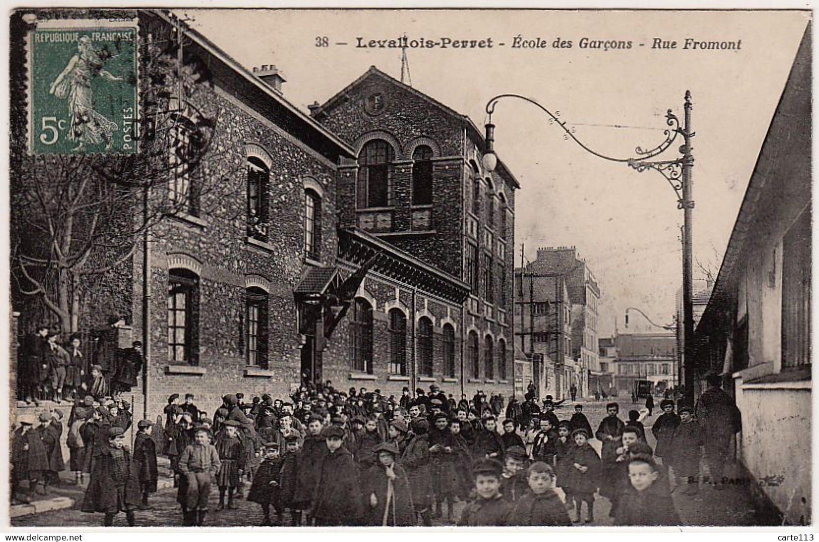 92 - B13267CPA - LEVALLOIS PERRET - Ecole Des Garçons Rue Fromont - Très Bon état - HAUTS-DE-SEINE - Levallois Perret