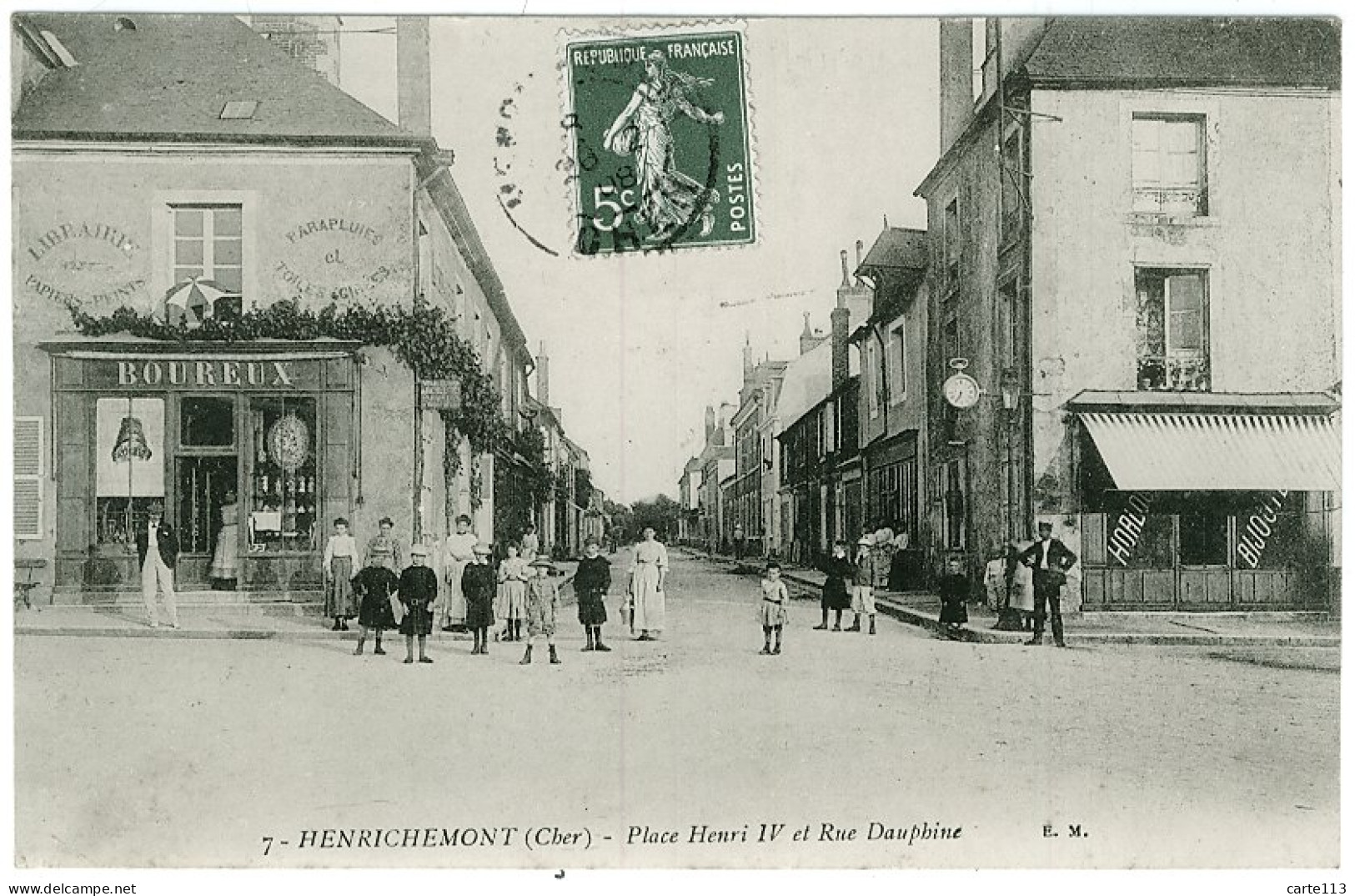 18 - B7959CPA - HENRICHEMONT - Place Henri IV Et Rue Dauphine - Très Bon état - CHER - Henrichemont