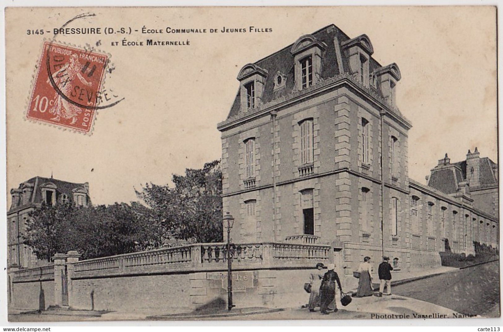 79 - B17997CPA - BRESSUIRE - Ecole Communale De Jeunes Filles Et Ecole Maternelle - Très Bon état - DEUX-SEVRES - Bressuire