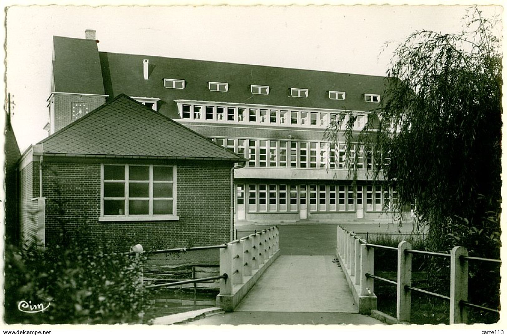 80 - B17830CPSM - DOULLENS - Le College - Très Bon état - SOMME - Doullens