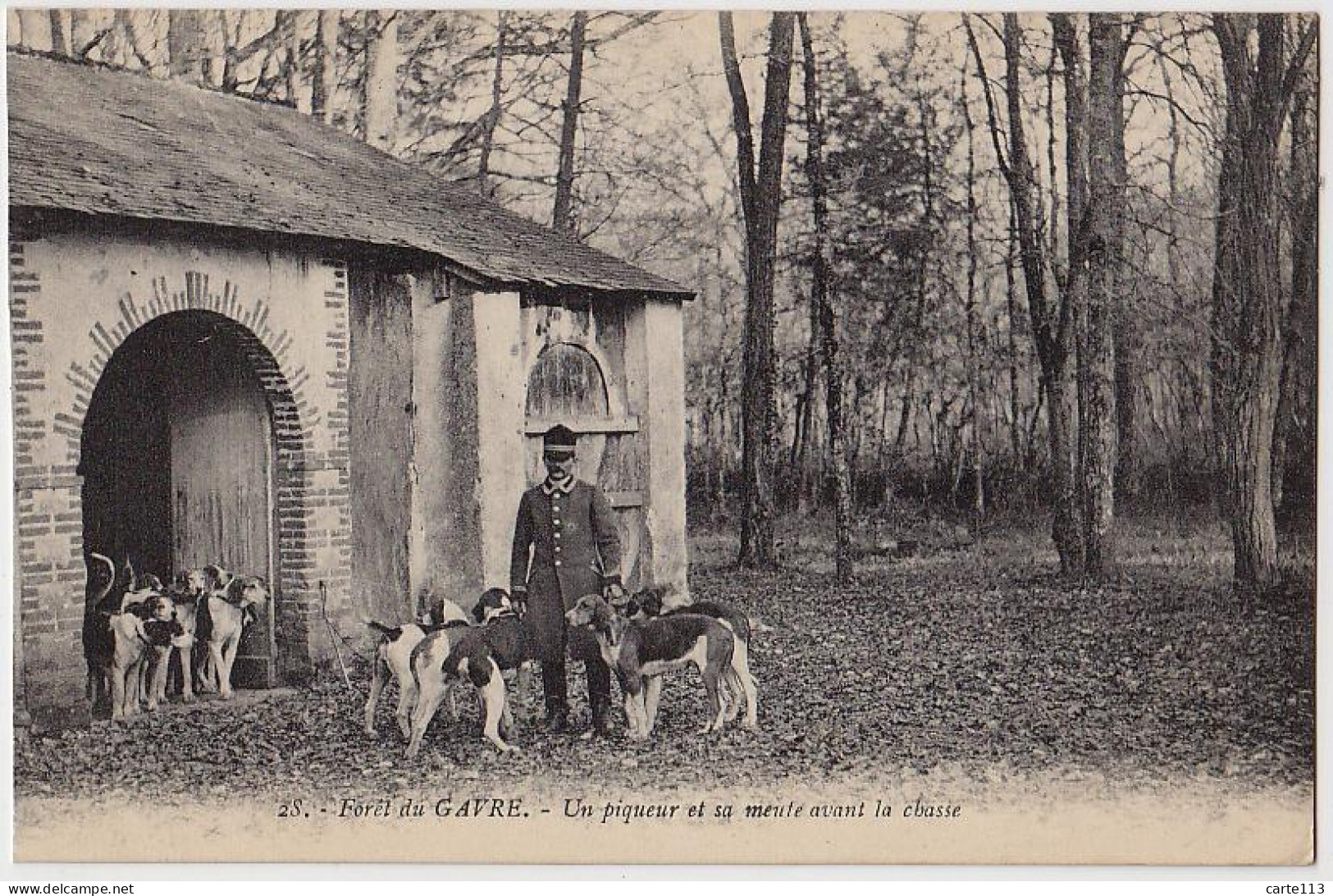 44 - B17341CPA - LE GAVRE - Un Piqueur Et Sa Meute Avant La Chasse - Très Bon état - LOIRE-ATLANTIQUE - Le Gavre