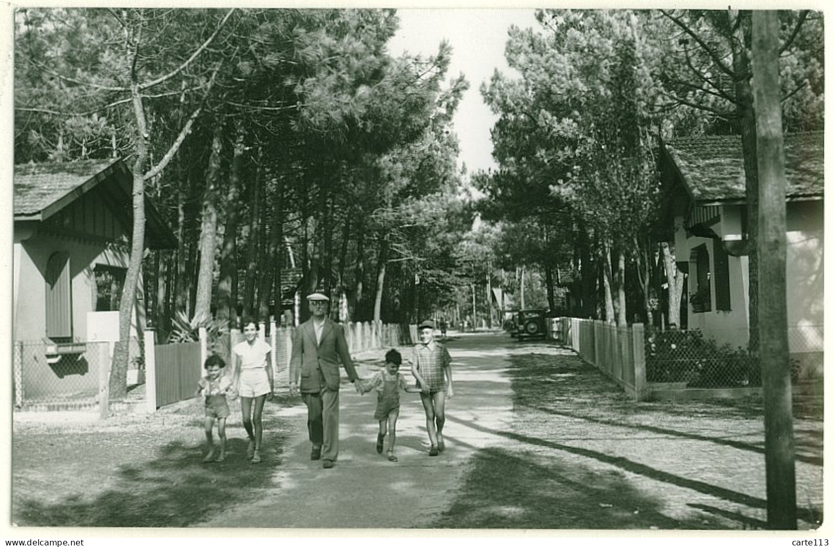 40 - L16768CPSM - BISCARROSSE - PLAGE - Rue De La Garrule - Vallat, Articles De Plage - Très Bon état - LANDES - Biscarrosse