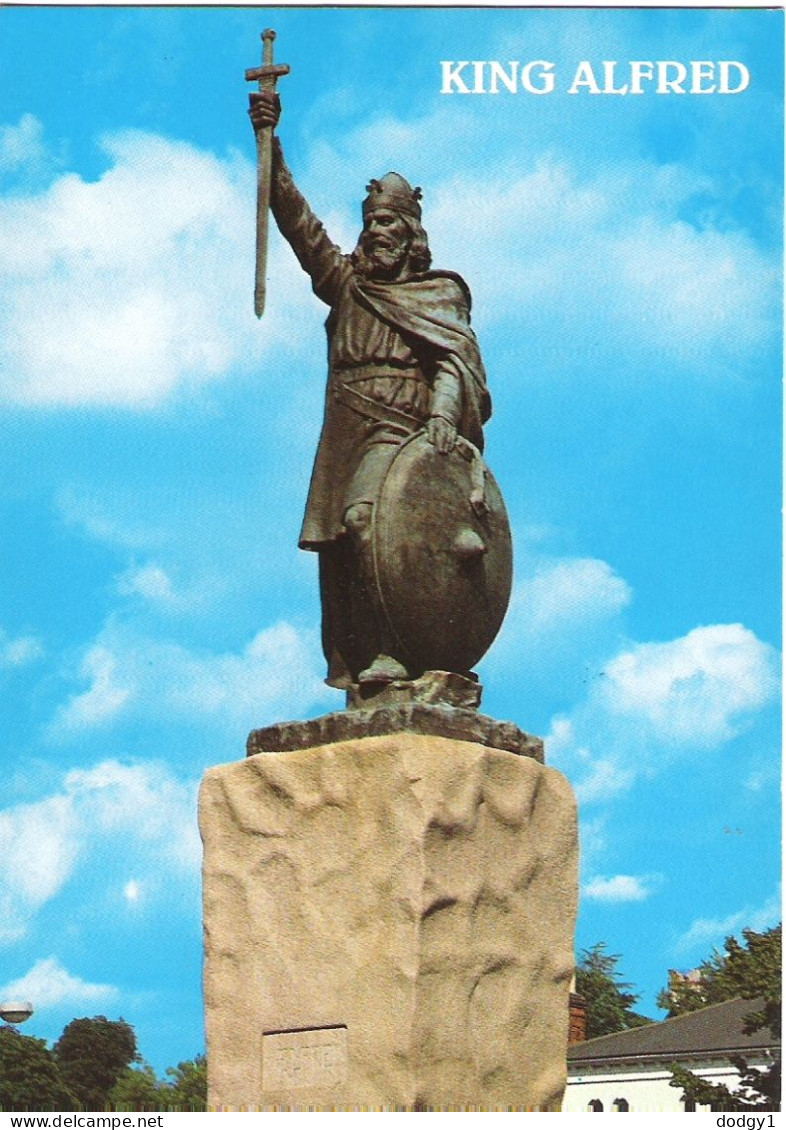 KING ALFRED'S STATUE, WINCHESTER, HAMPSHIRE. UNUSED POSTCARD M9 - Winchester