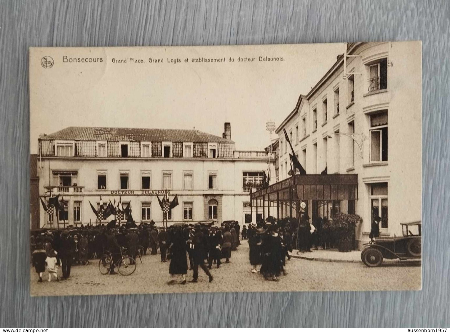 Bonsecours : Grand Place, Grand Logis Et établissement Du Docteur Delaunois : 1926 - Peruwelz