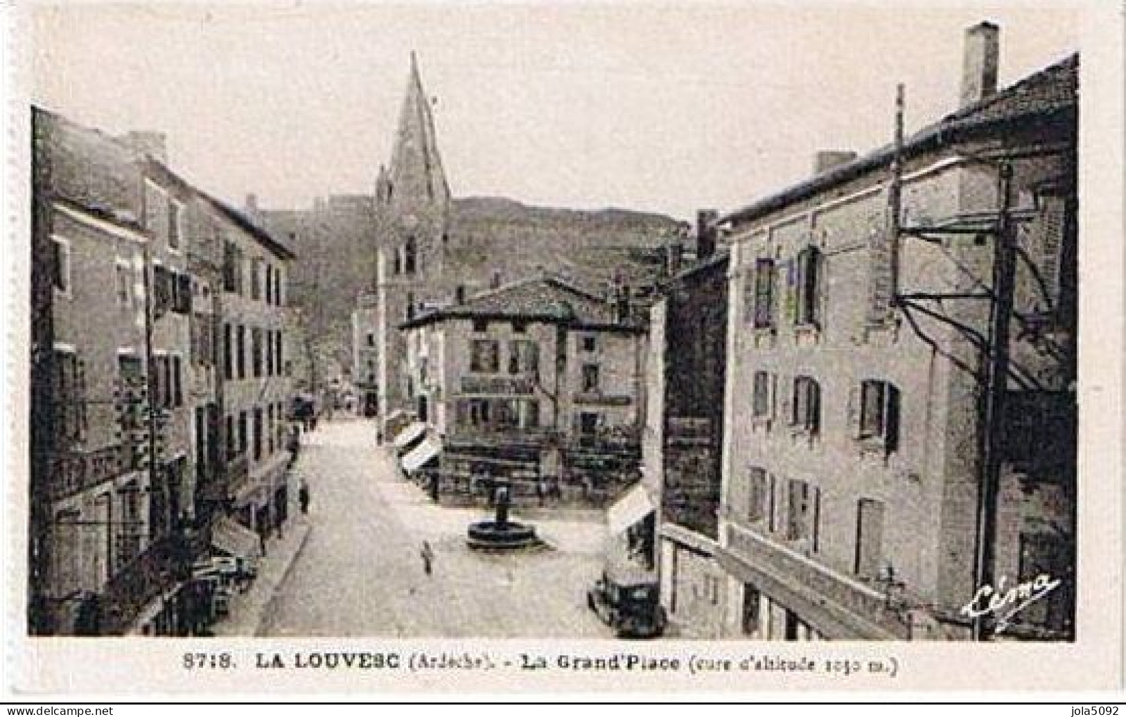 07 - La LOUVESC - La Grand'Place - La Louvesc