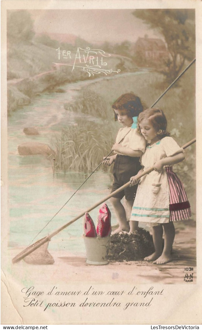 FETES - VOEUX - 1er Avril - Poisson D'avril - Enfants - Jeunes Filles - Poissons - Pêche - Carte Postale Ancienne - 1er Avril - Poisson D'avril