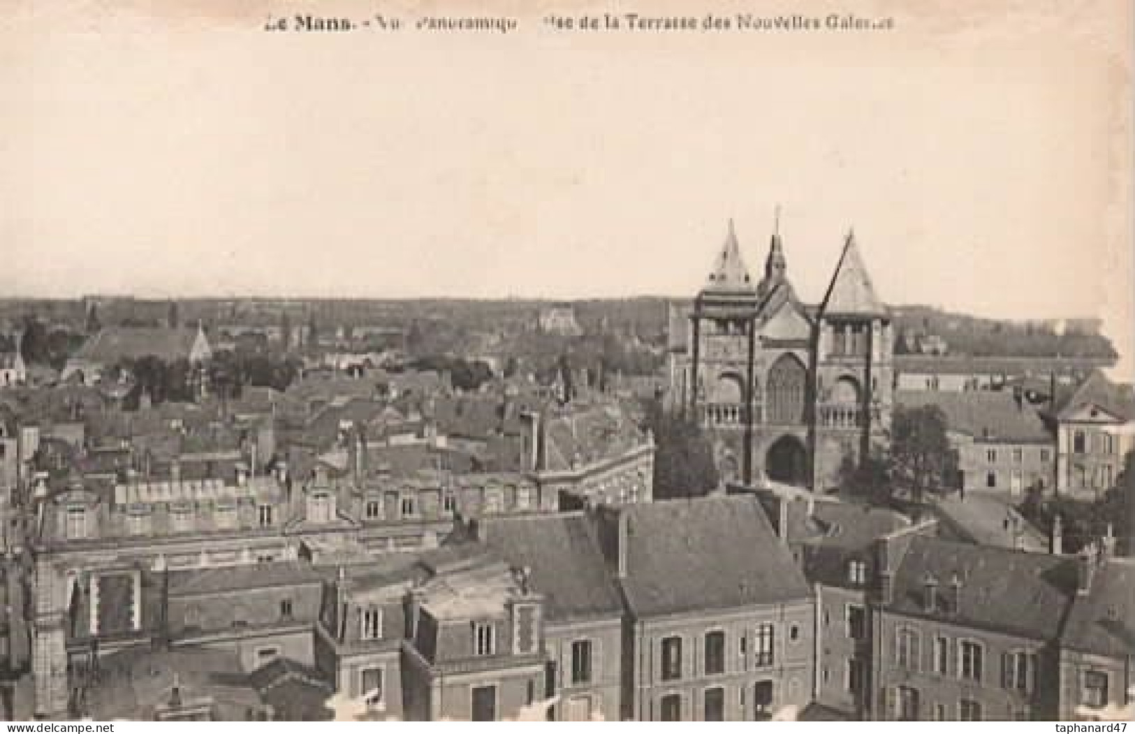 . 72 . LE MANS . Vue Panoramique Prise De La Terrasse Des Nouvelle Galeries . - Le Mans