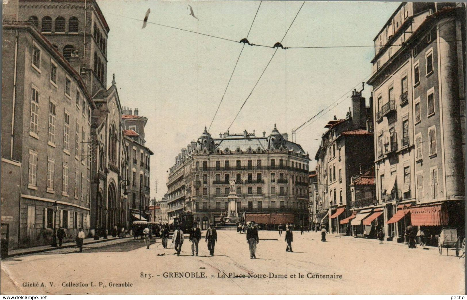 N°68 W -cpa Grenoble -la Place Notre Dame Et Le Centenaire- - Grenoble