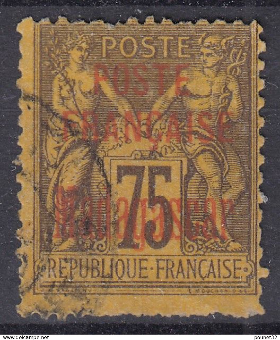 MADAGASCAR TYPE GROUPE SURCHARGE N° 20 OBLITERATION LEGERE - COTE 90 € - A VOIR - Used Stamps
