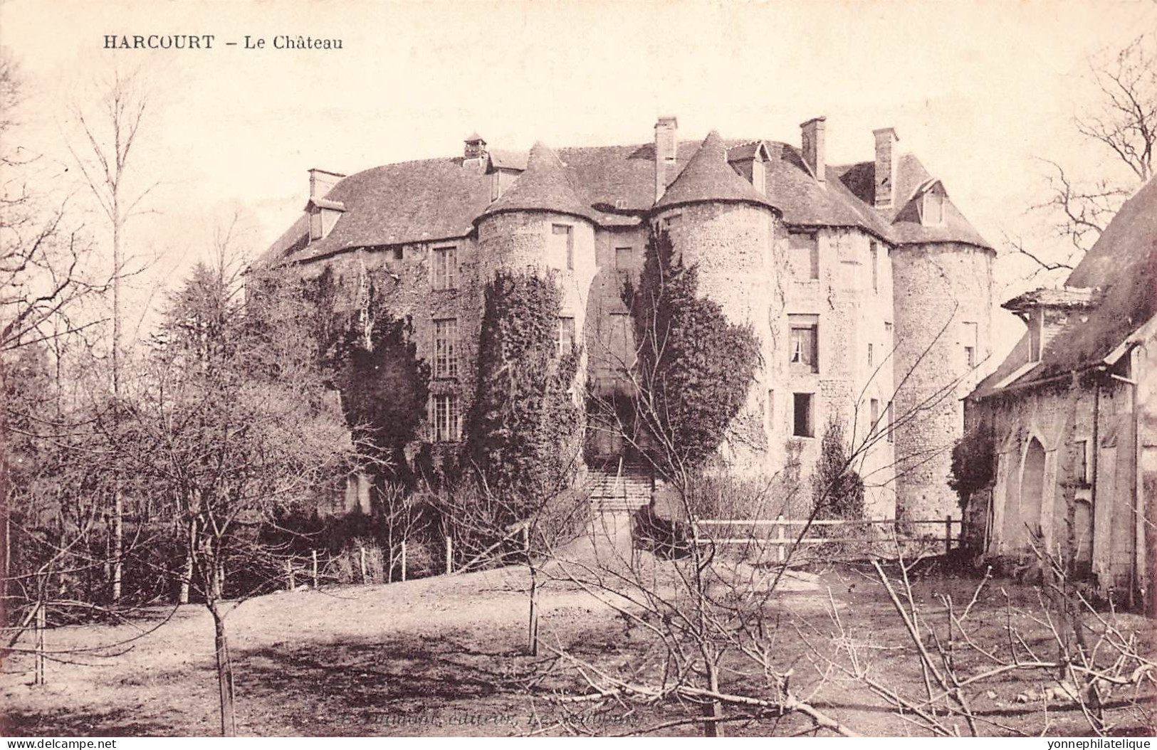 27 - EURE - HARCOURT - canton de BRIONNE -  12 CPA différentes du château - LOT 27-26G
