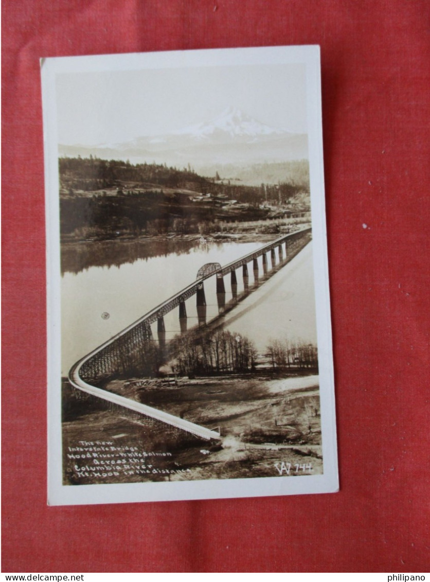 Mt. Hood & The Hood River Interstate Bridge Real Photo Postcard   Ref 6383 - Autres & Non Classés