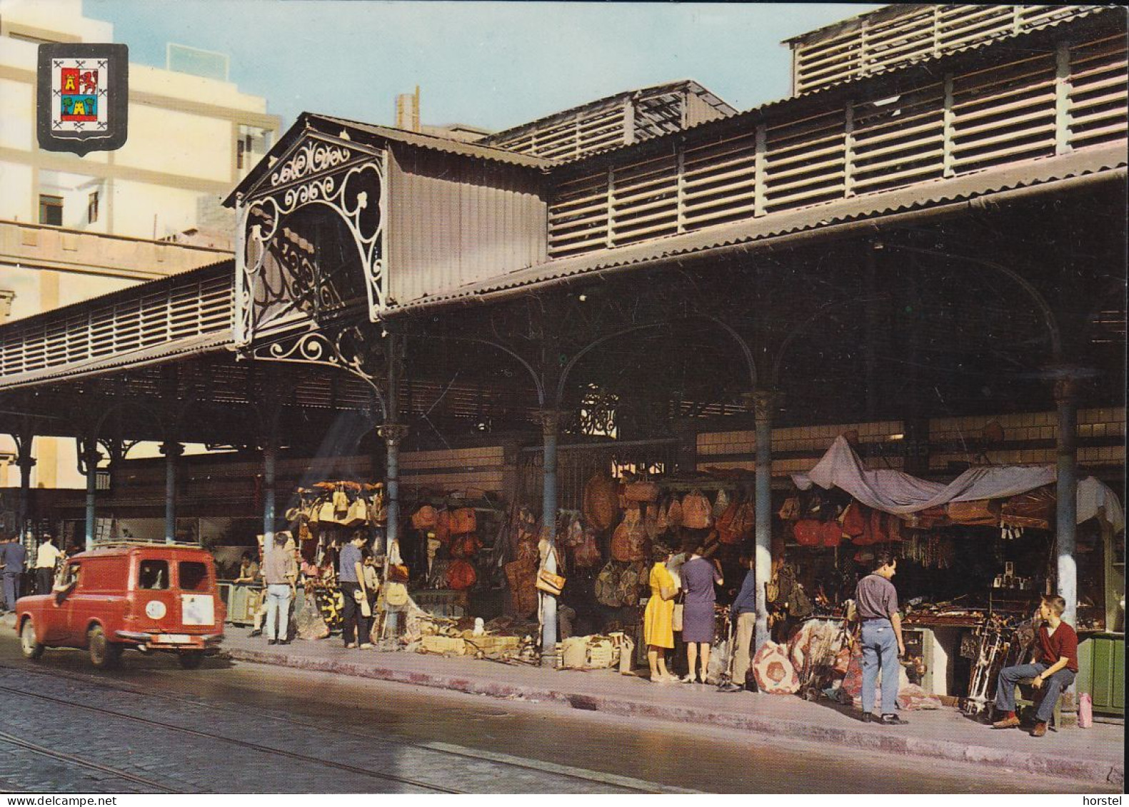 Spanien - Gran Canaria - Las Palmas - Harbour Market - Mercado Del Puerto - Street View - Car - Gran Canaria