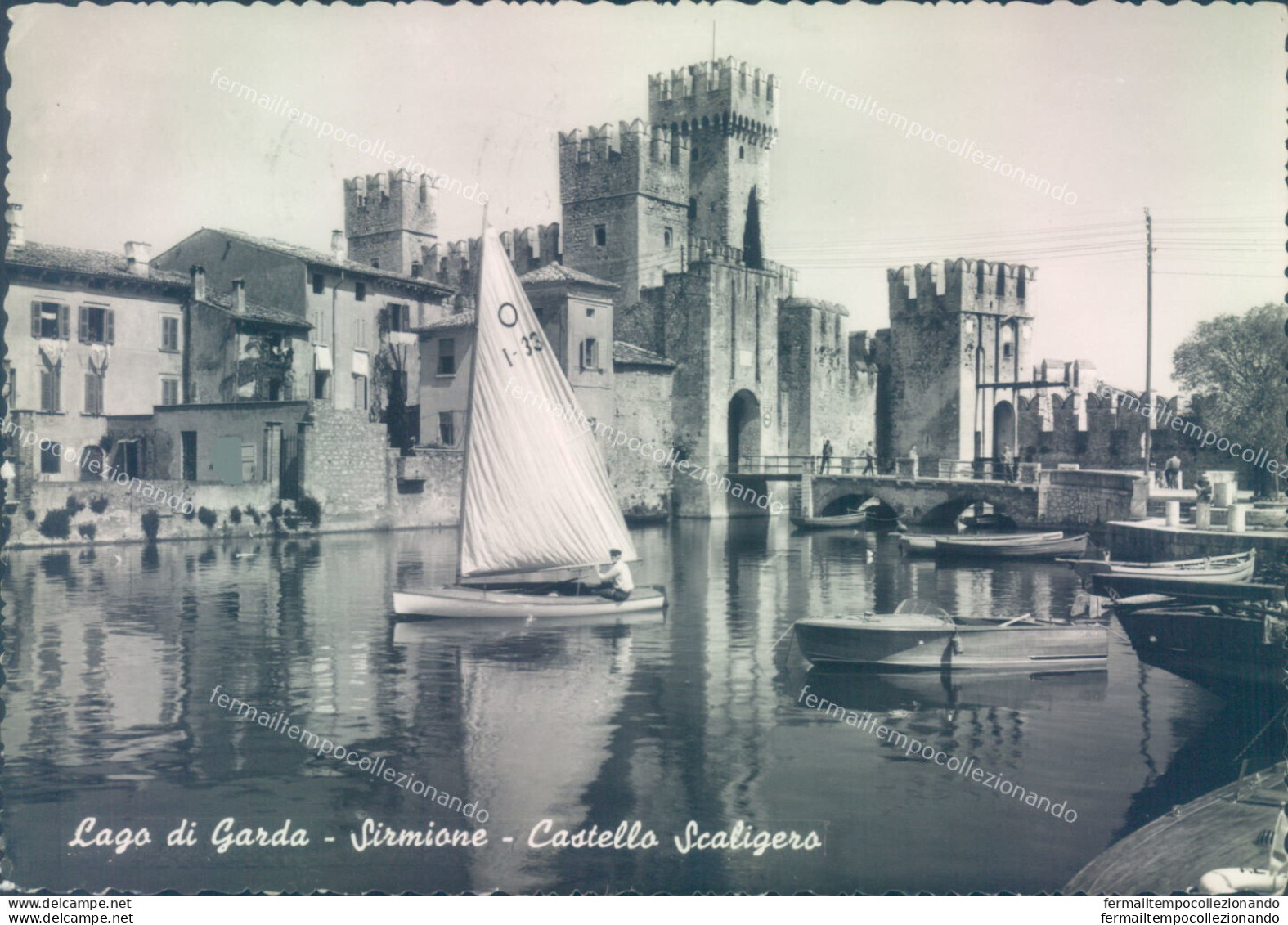 U516 Cartolina Lago Di Garda Sirmione Castello Scaligero Provincia Di Brescia - Brescia