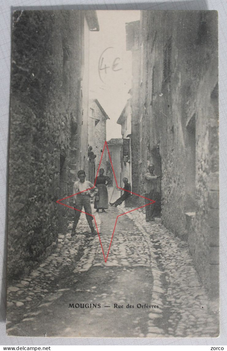 MOUGINS.  Rue Des ORFEVRES - (Carte Rare). - Mougins