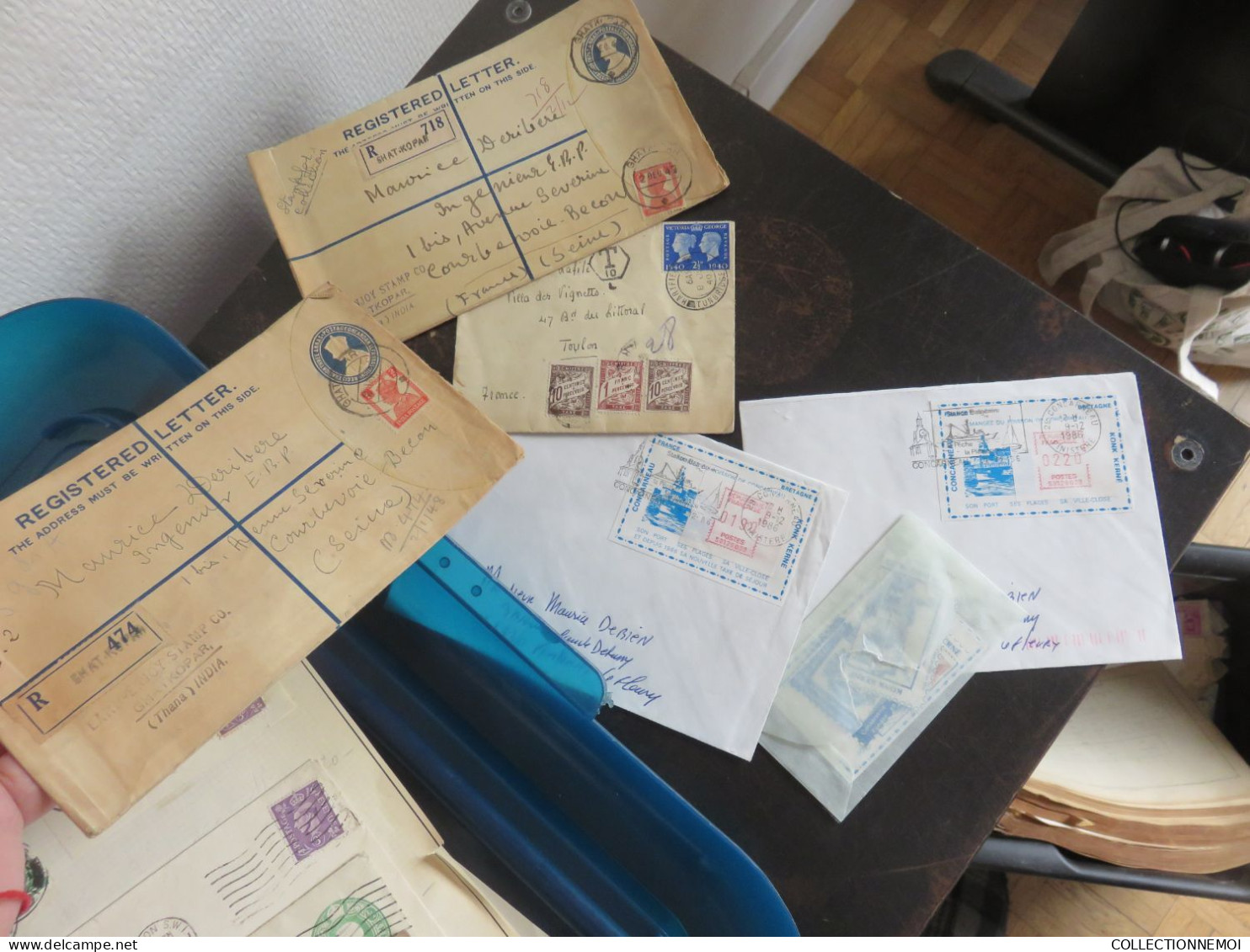 1 Vrac De Lettres Et Timbres Et Divers ça Pése Environ 6 Kilos ,,, IMPOSSIBLE DE TOUT MONTRER - Vrac (max 999 Timbres)