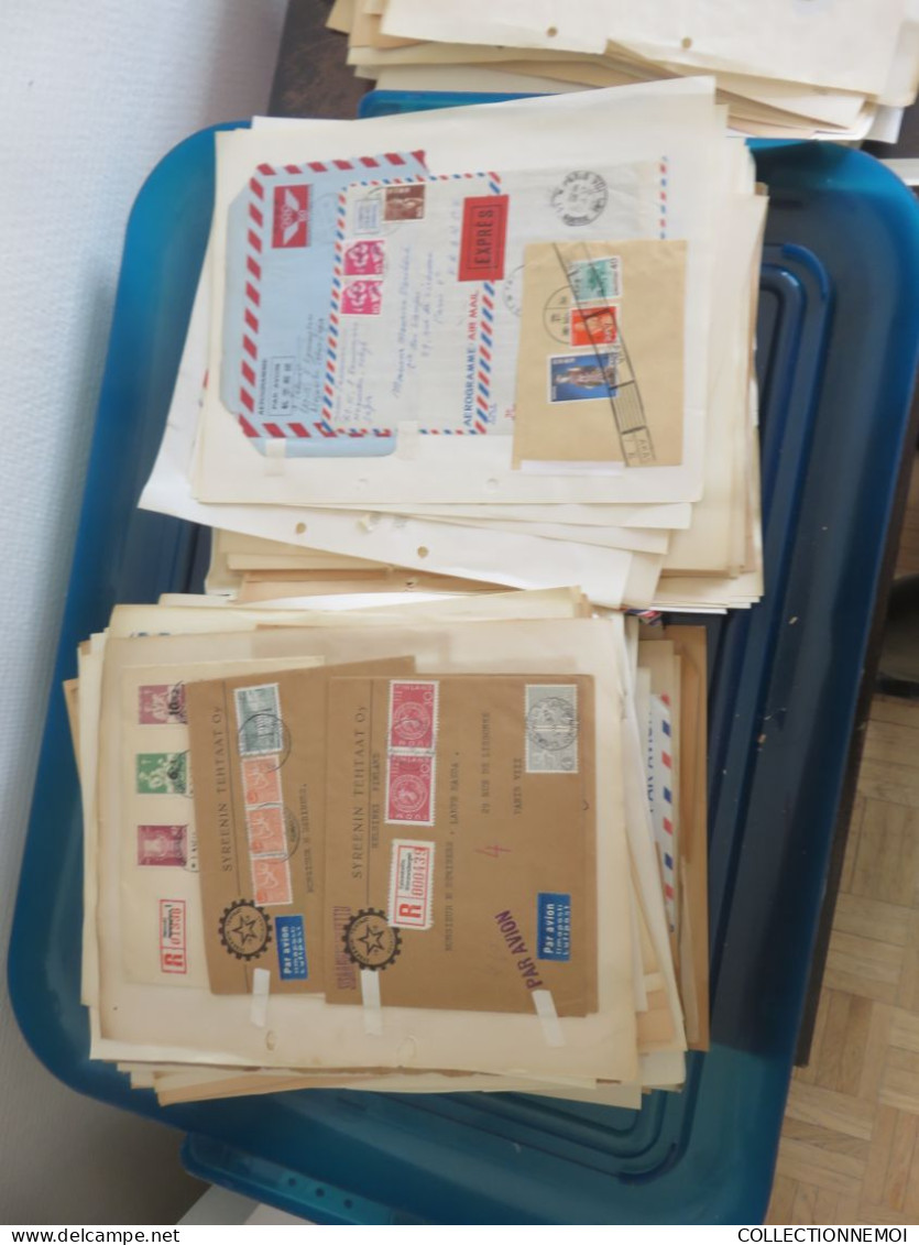 1 vrac de lettres et timbres et divers ça pése environ 6 kilos ,,, IMPOSSIBLE DE TOUT MONTRER