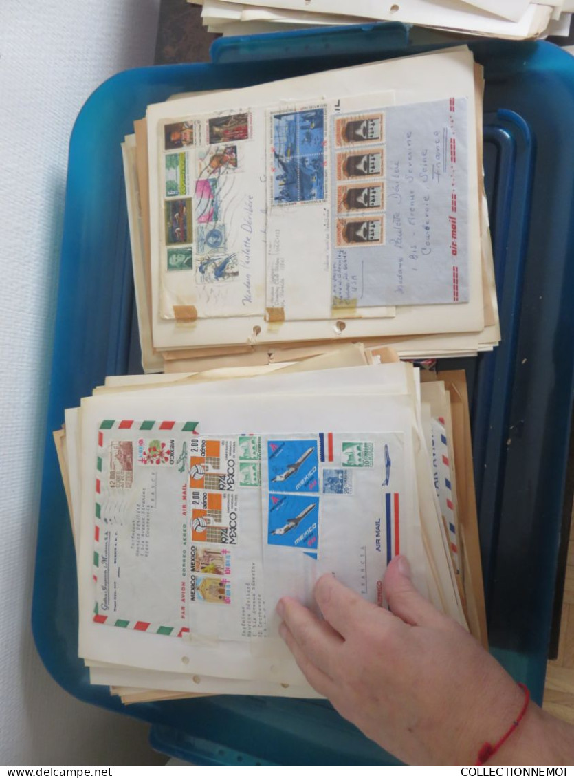 1 vrac de lettres et timbres et divers ça pése environ 6 kilos ,,, IMPOSSIBLE DE TOUT MONTRER