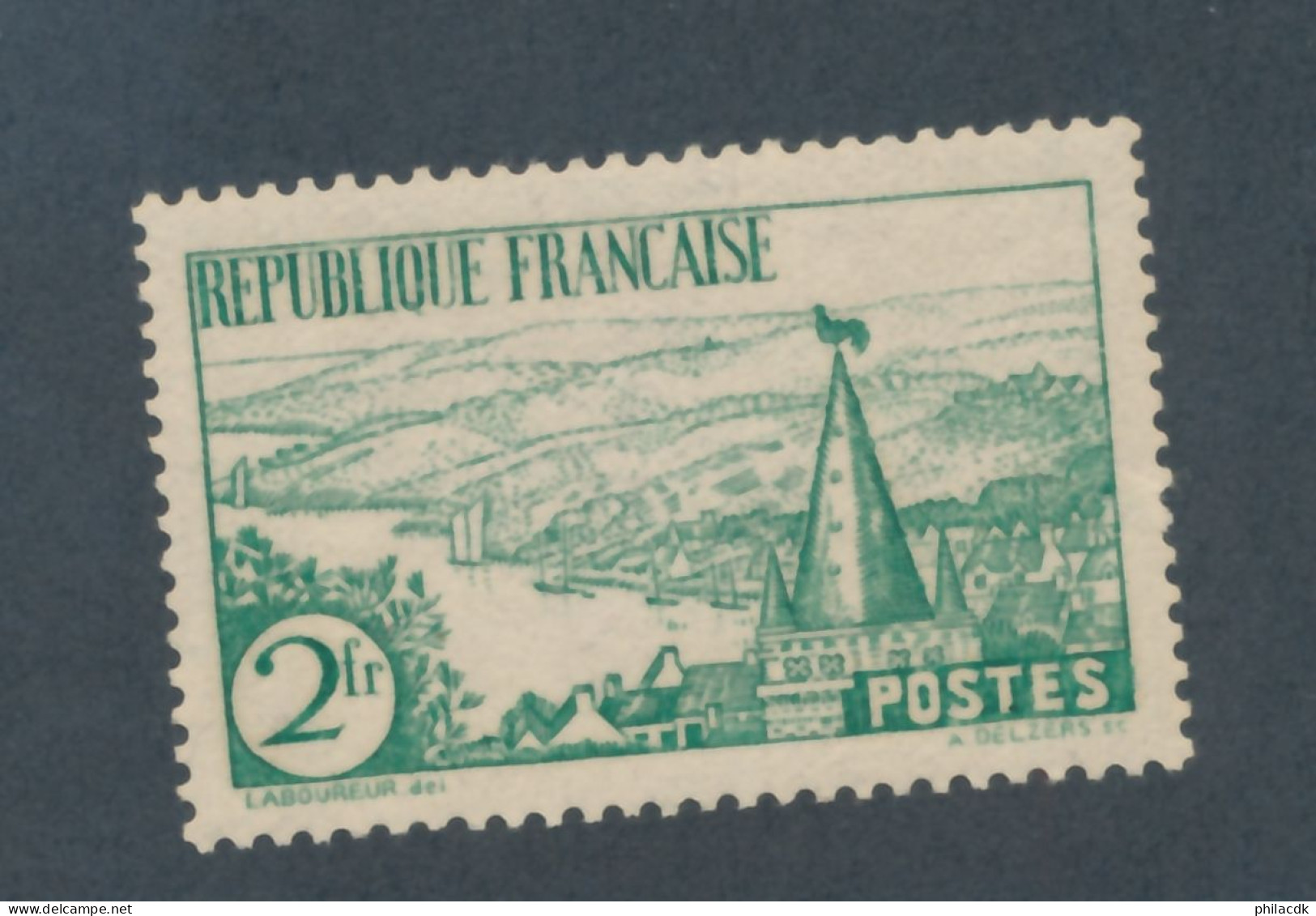 FRANCE - N° 301 NEUF* AVEC CHARNIERE AVEC GOMME NON ORIGINALE (GNO) SIGNE - 1935 - COTE : 40€ - Neufs