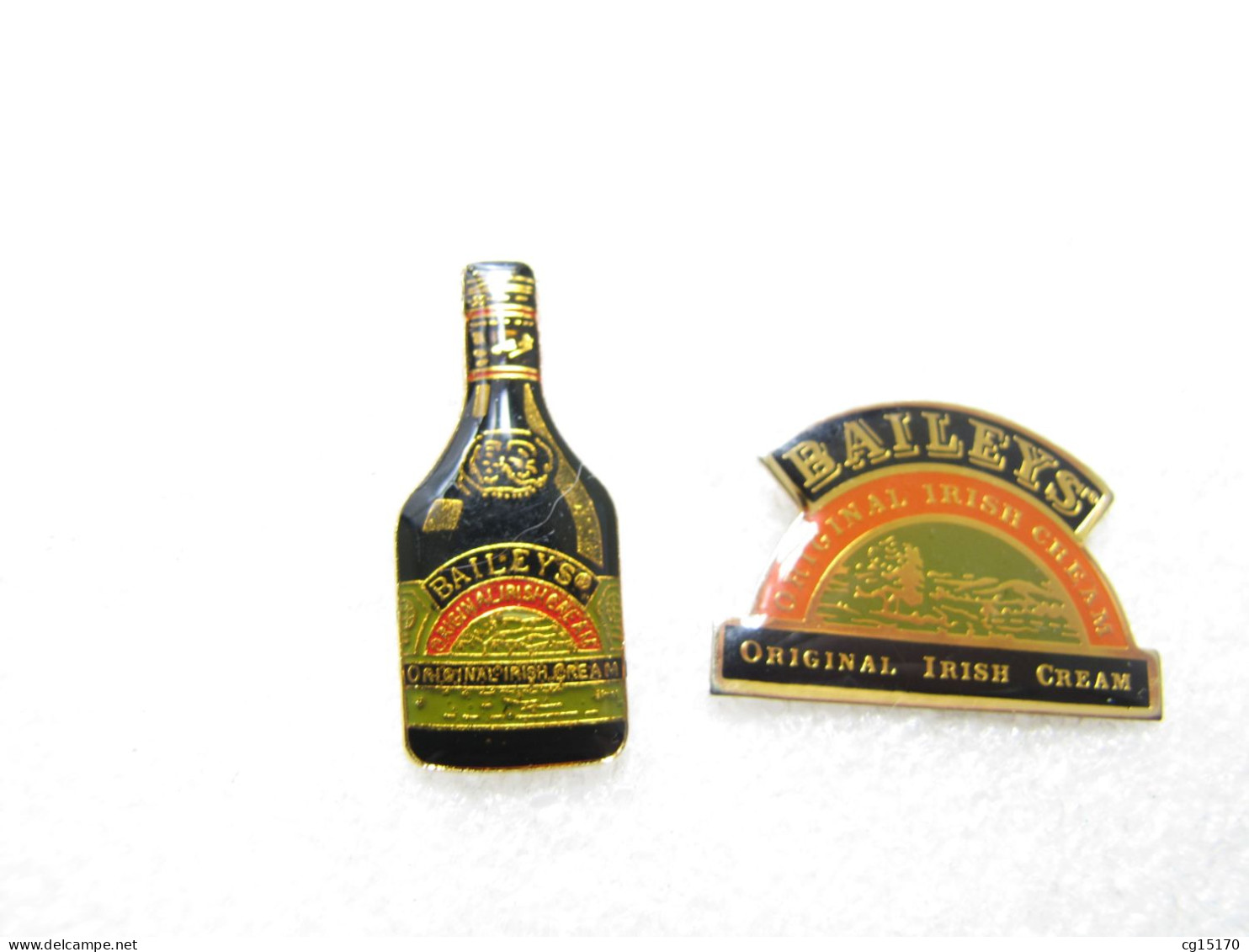 PIN'S   BOISSON   LOT 2  BAILEYS - Boissons