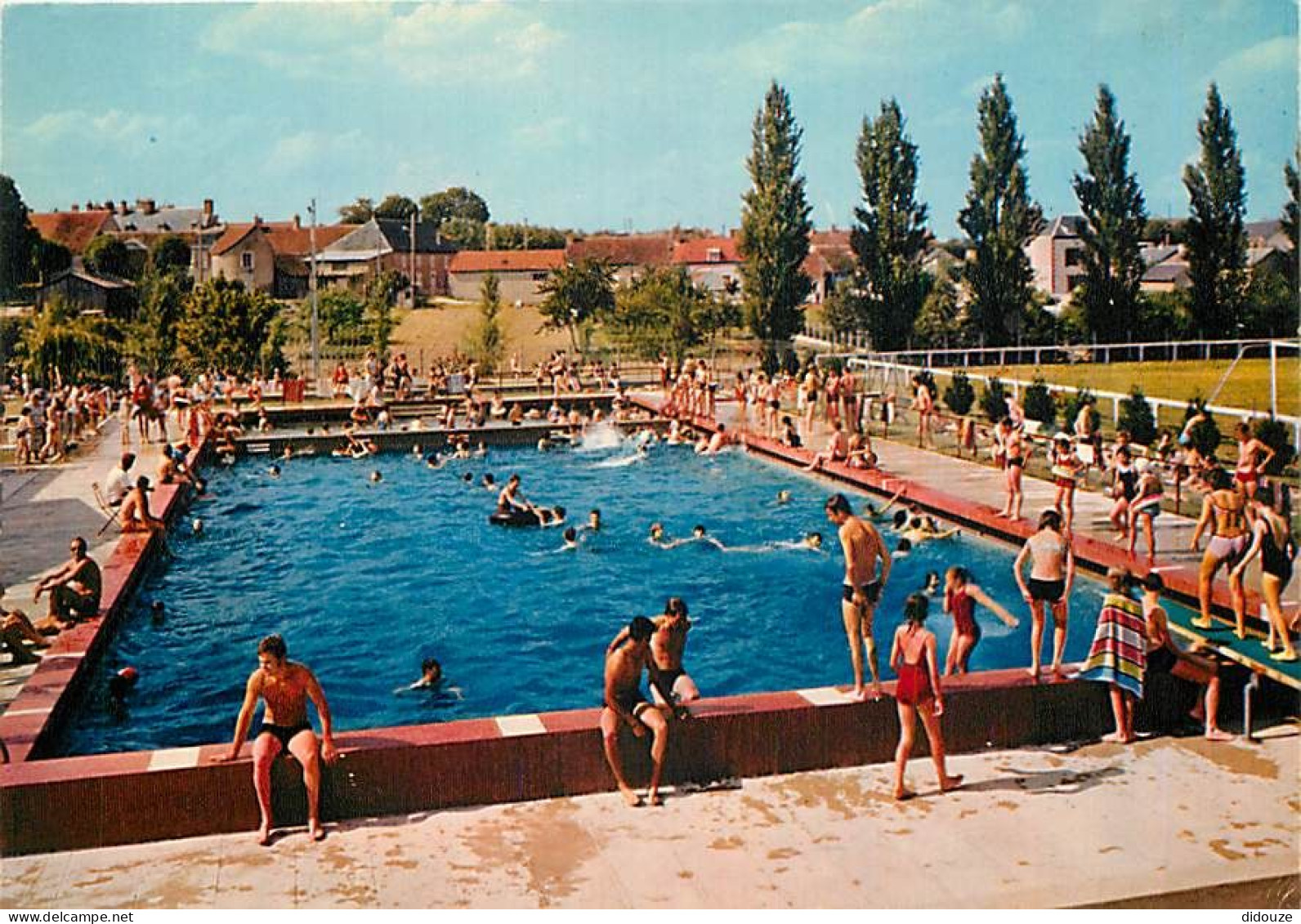 45 - Beaune La Rolande - La Piscine - CPM - Voir Scans Recto-Verso - Beaune-la-Rolande