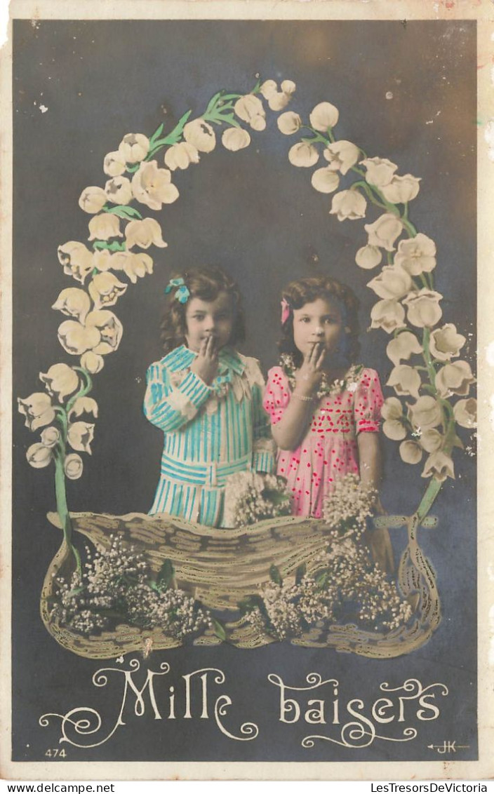 ENFANTS - Jeunes Filles - Poissons - Fleurs - Mille Baisers - Colorisé - Carte Postale Ancienne - Autres & Non Classés