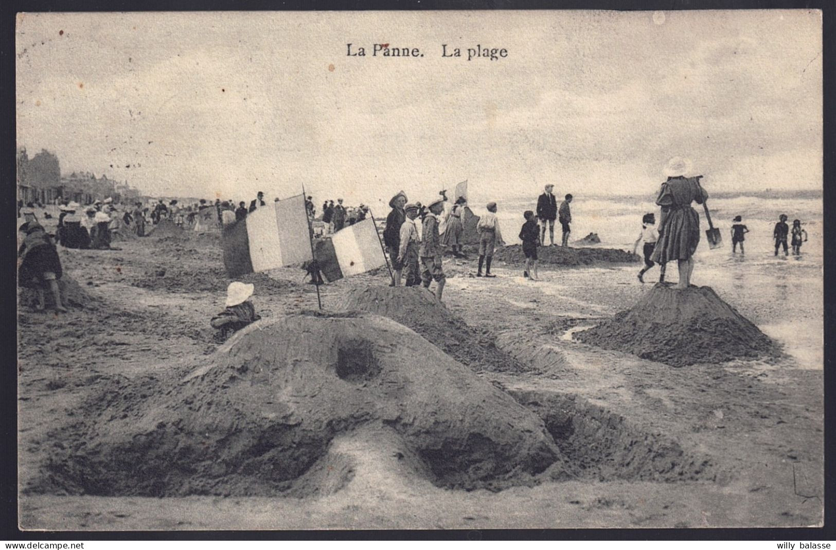 +++ CPA - DE PANNE - La Plage  // - De Panne