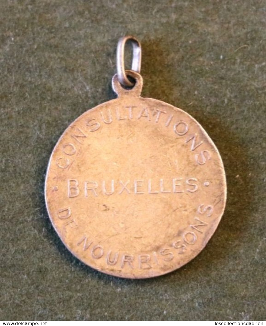 Médaille Belge Princesse Marie-José - Consultation Des Nourrissons  - Belgian Medal Médaillette Journée Devreese - Altri & Non Classificati