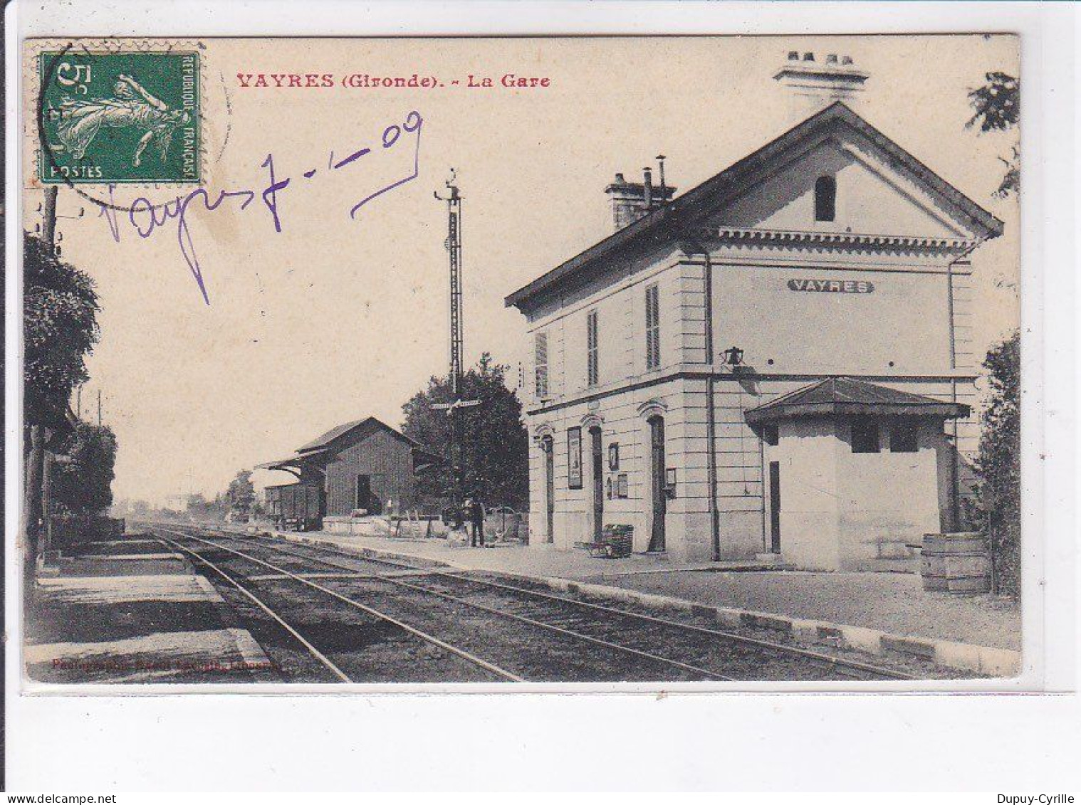 VAYRES: La Gare - Très Bon état - Autres & Non Classés