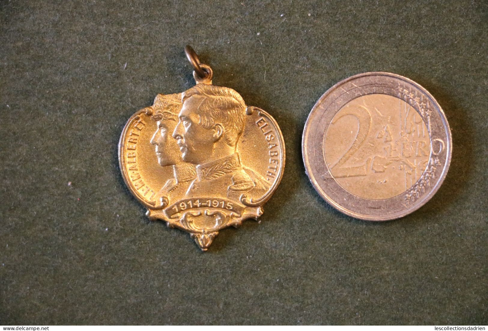 Médaille Belge Roi De L'honneur Reine De Charité  Guerre 14-18  - Belgian Medal WWI Médaillette Journée - Belgio